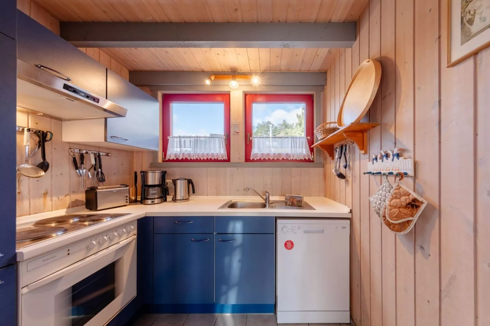 FH Wildgans Comfort mit Sauna & Kaminofen 81 qm 157-Küche