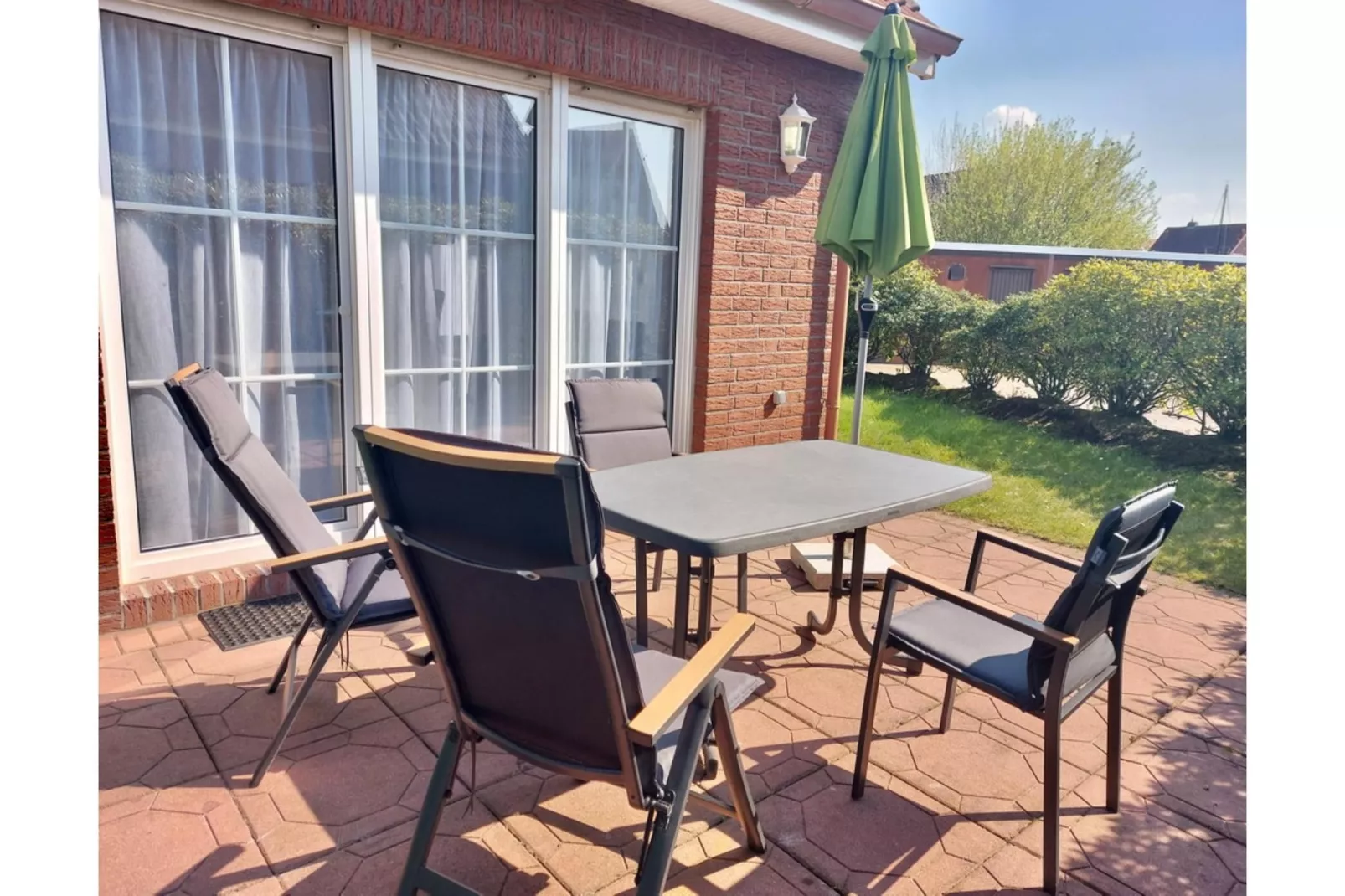 Reihenendhaus Susanne in Dornumersiel-Terrace balcony