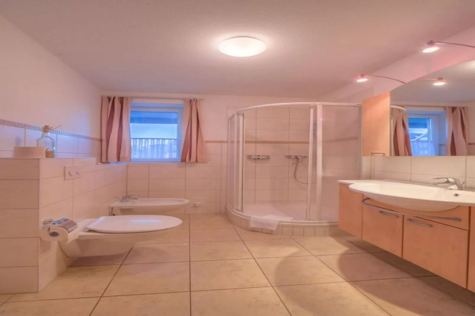 Kapitänshaus Gartendeck 64 qm Nr 472-Salle de bain