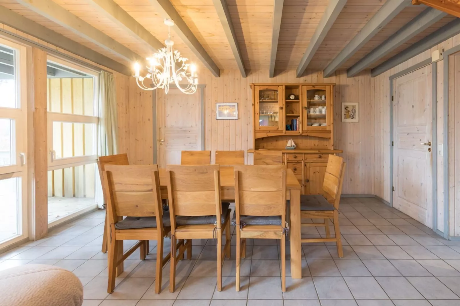 Kranich 243-Salle à manger