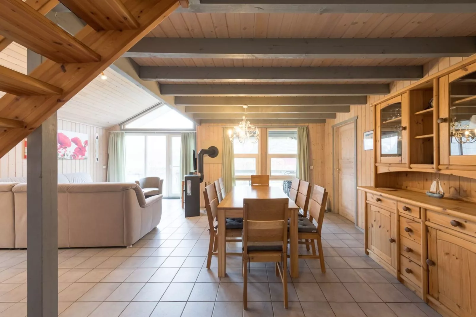 Kranich 243-Salle à manger