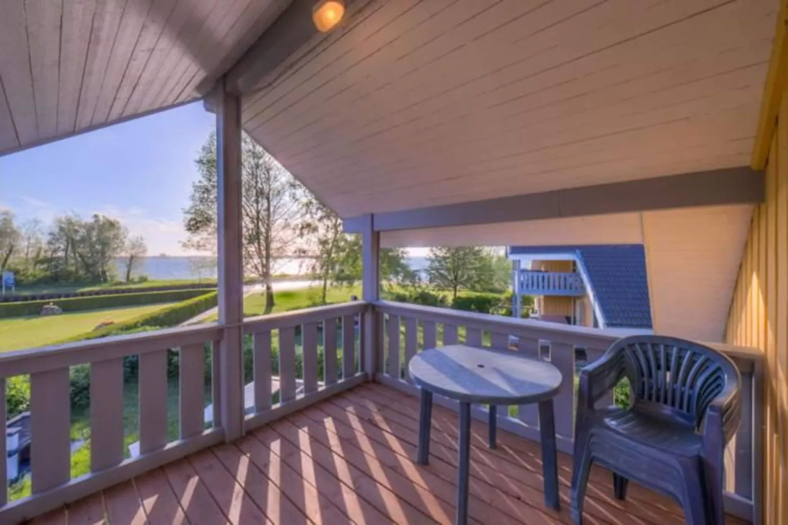 Ferienhaus Seeschwalbe-Classic 90 qm 27-Terrasse / balcon