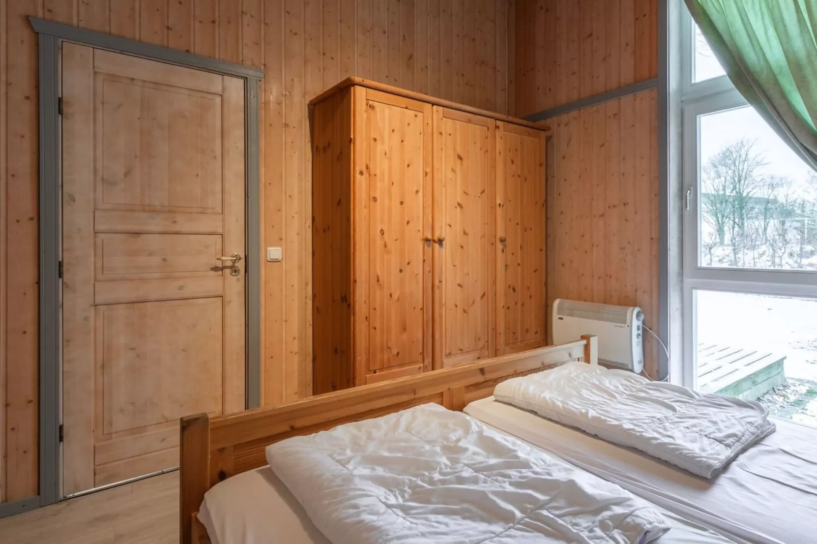 FH Seeschwalbe 223-Bedroom