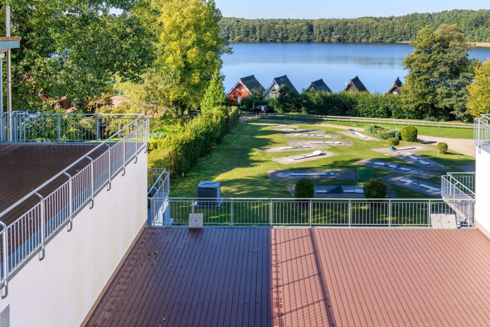 Eisvogel Classic 302-View in summer