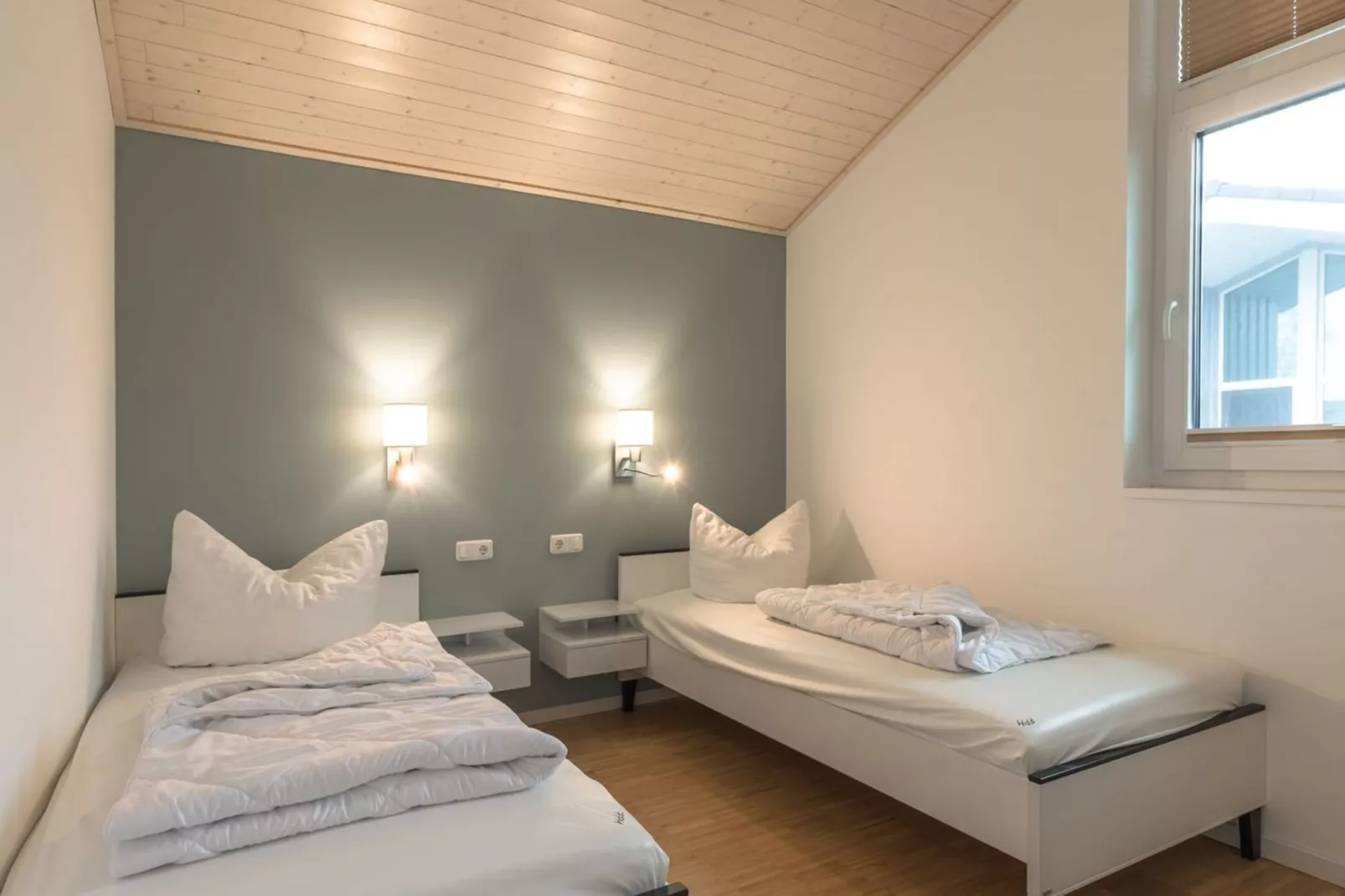 FH Seeschwalbe 330-Schlafzimmer