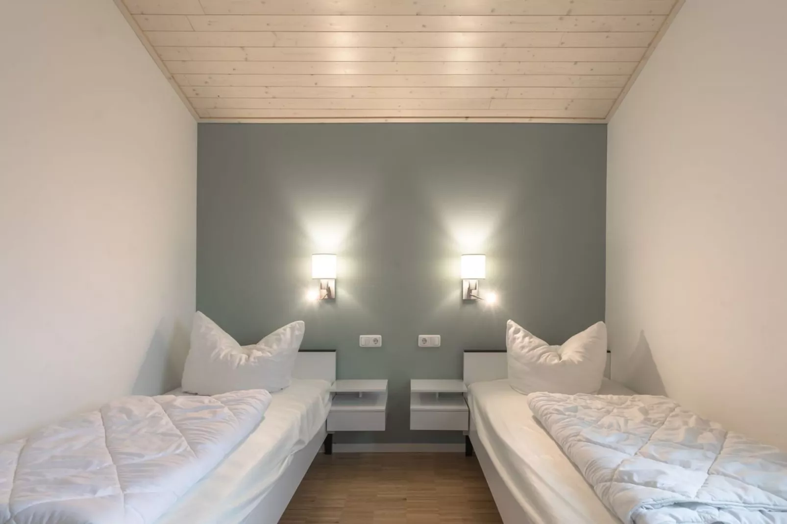 FH Seeschwalbe 330-Schlafzimmer