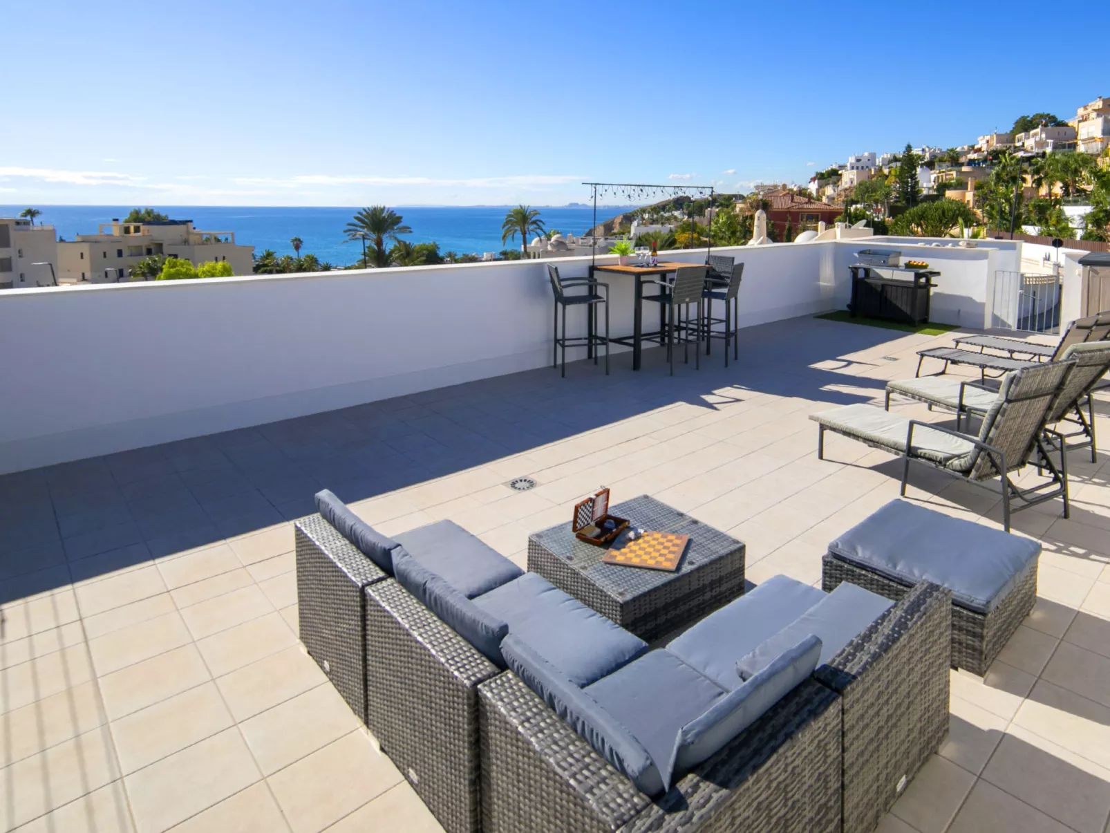 Bolnou Blue Sea-Dedans