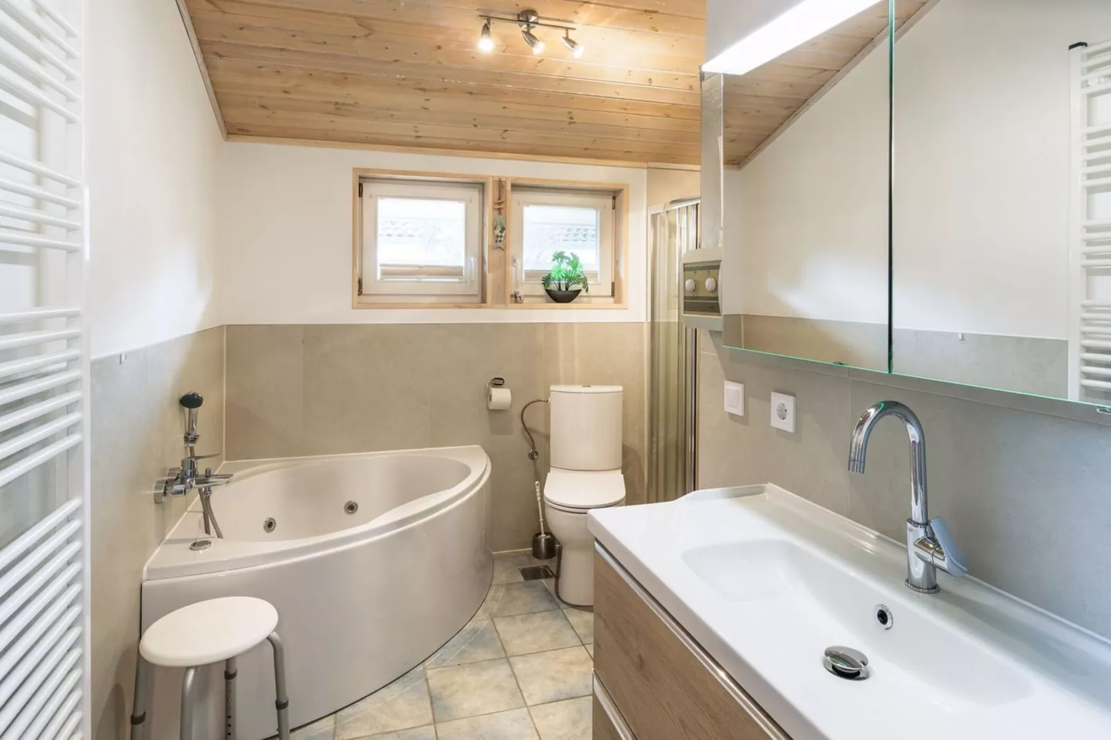 FH Seeschwalbe 219-Bathroom