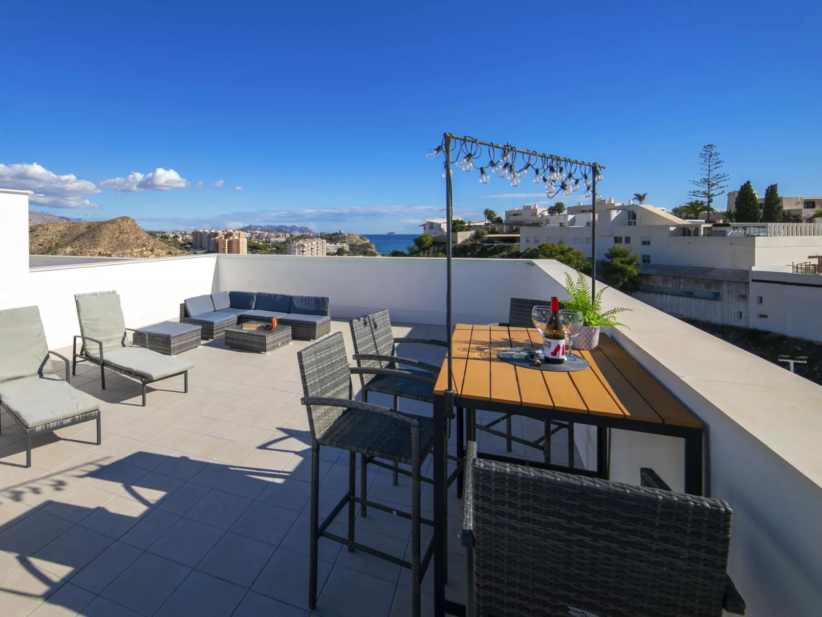 Bolnou Blue Sea-Dedans