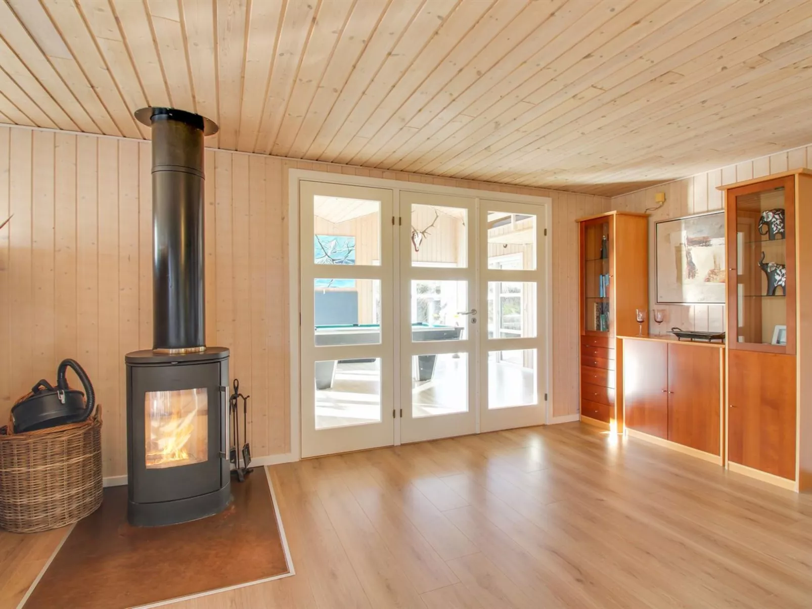 "Ottar" - 400m from the sea-Inside