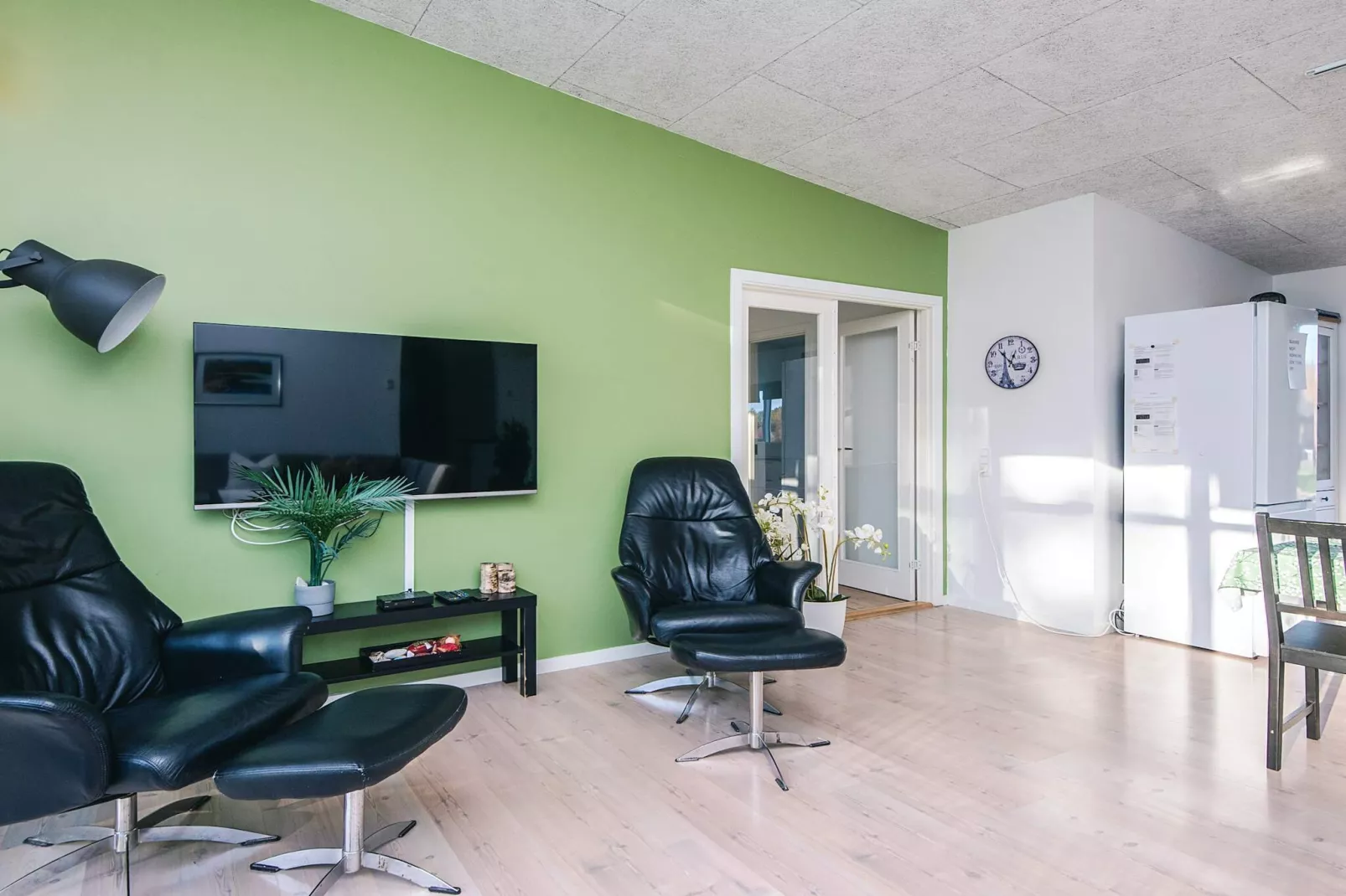 Summer house with wellness area-Indoor