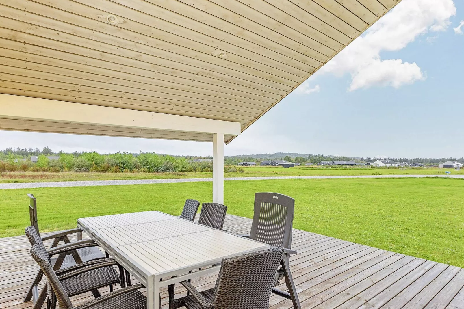 10 person holiday home in Brovst-By Traum-View