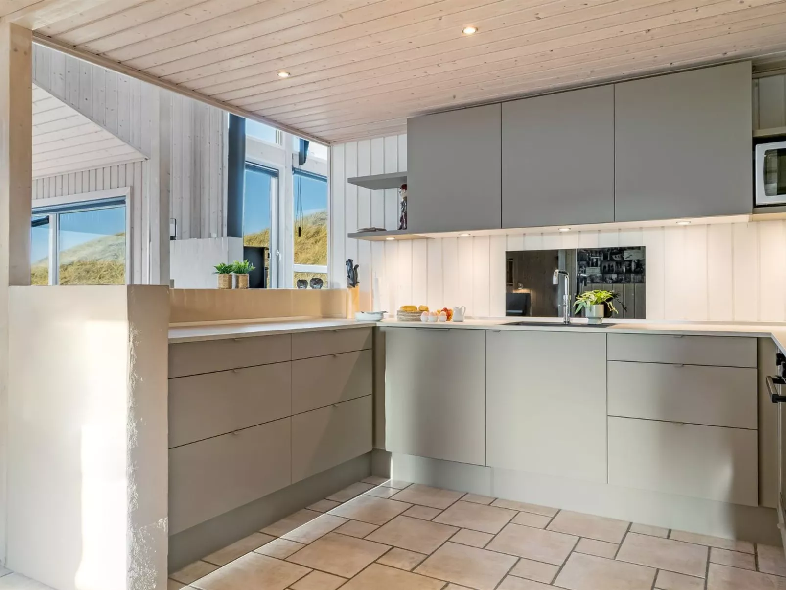 "Ludviga" - 400m from the sea-Inside