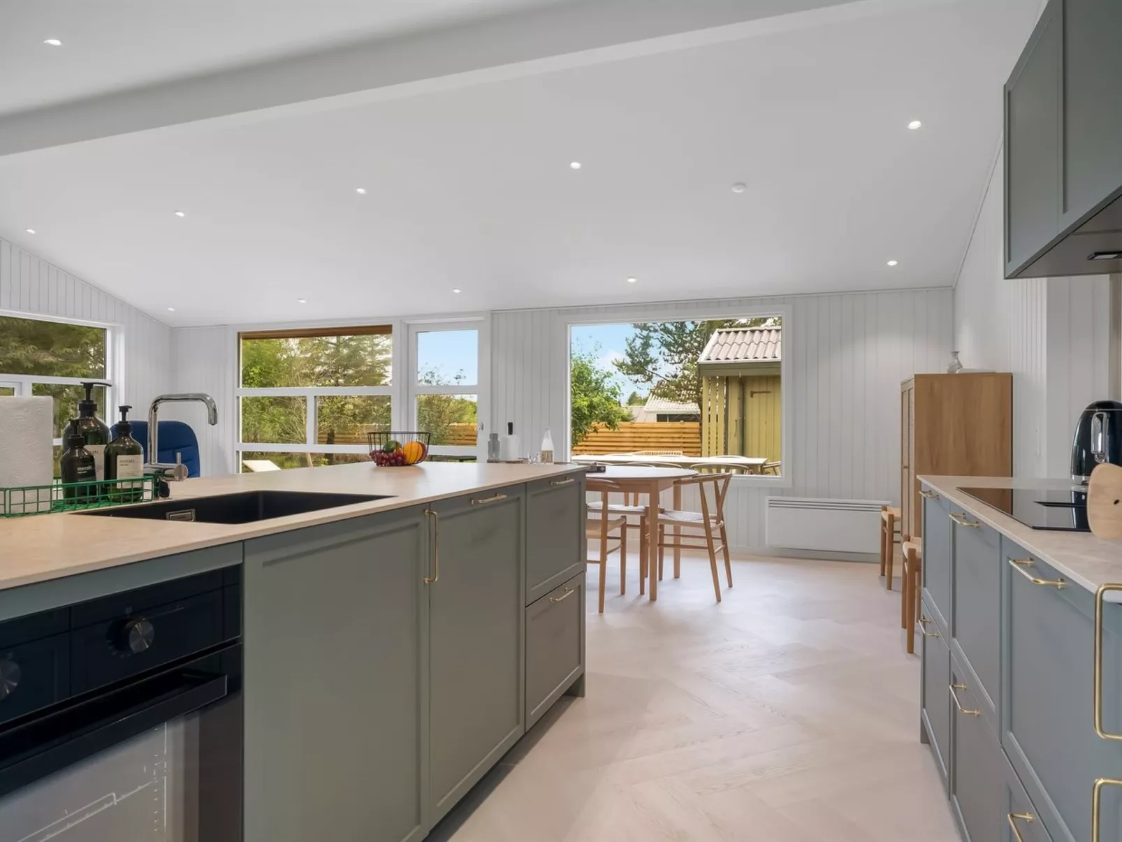 "Talvikki" - 1.2km from the sea-Drinnen