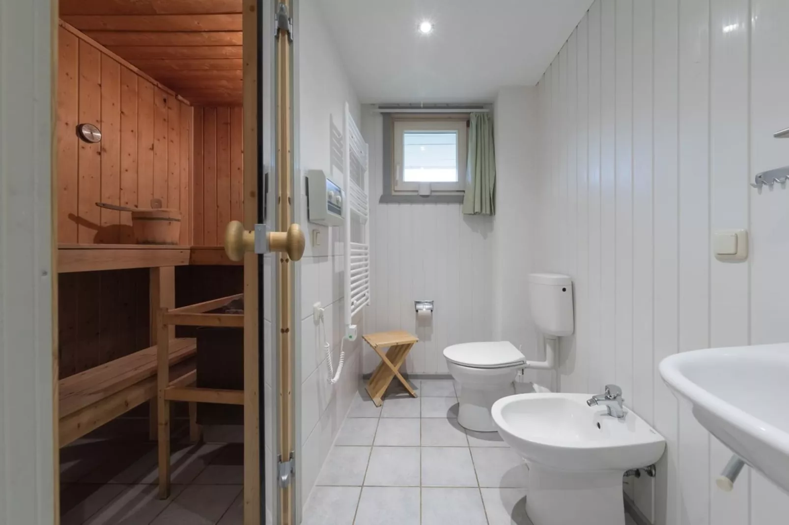 Kranich 243-Salle de bain