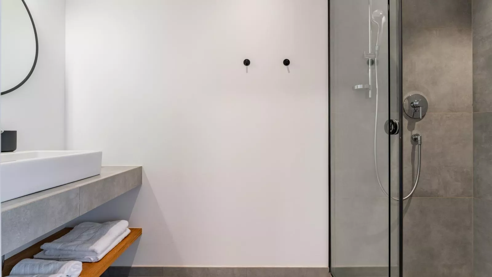 Leni Top 1-Salle de bain