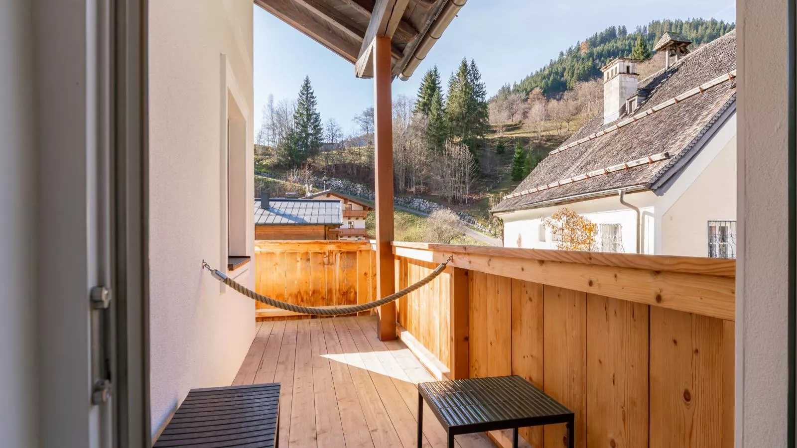 Leni-Terrace balcony