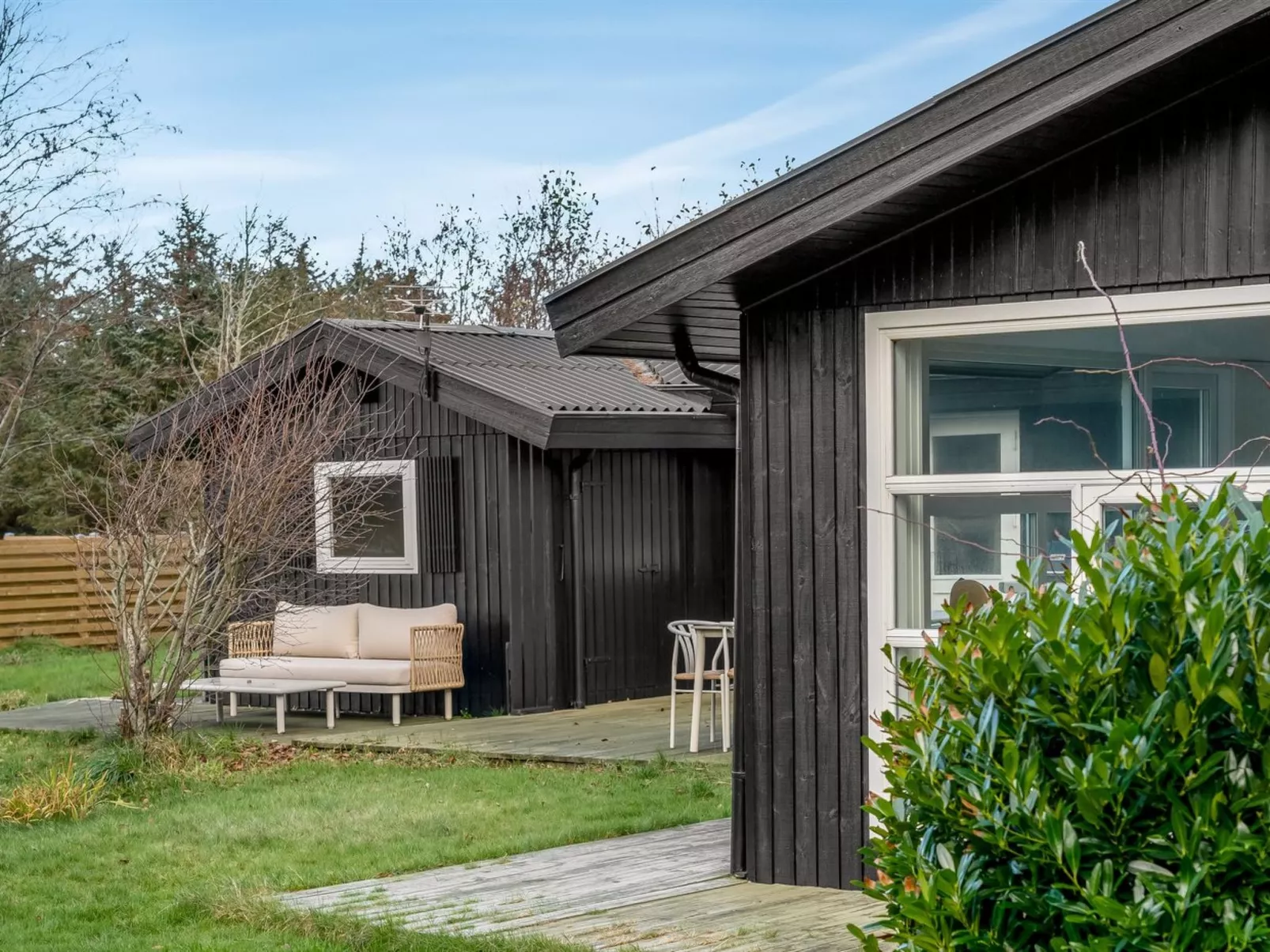 "Talvikki" - 1.2km from the sea-Draußen