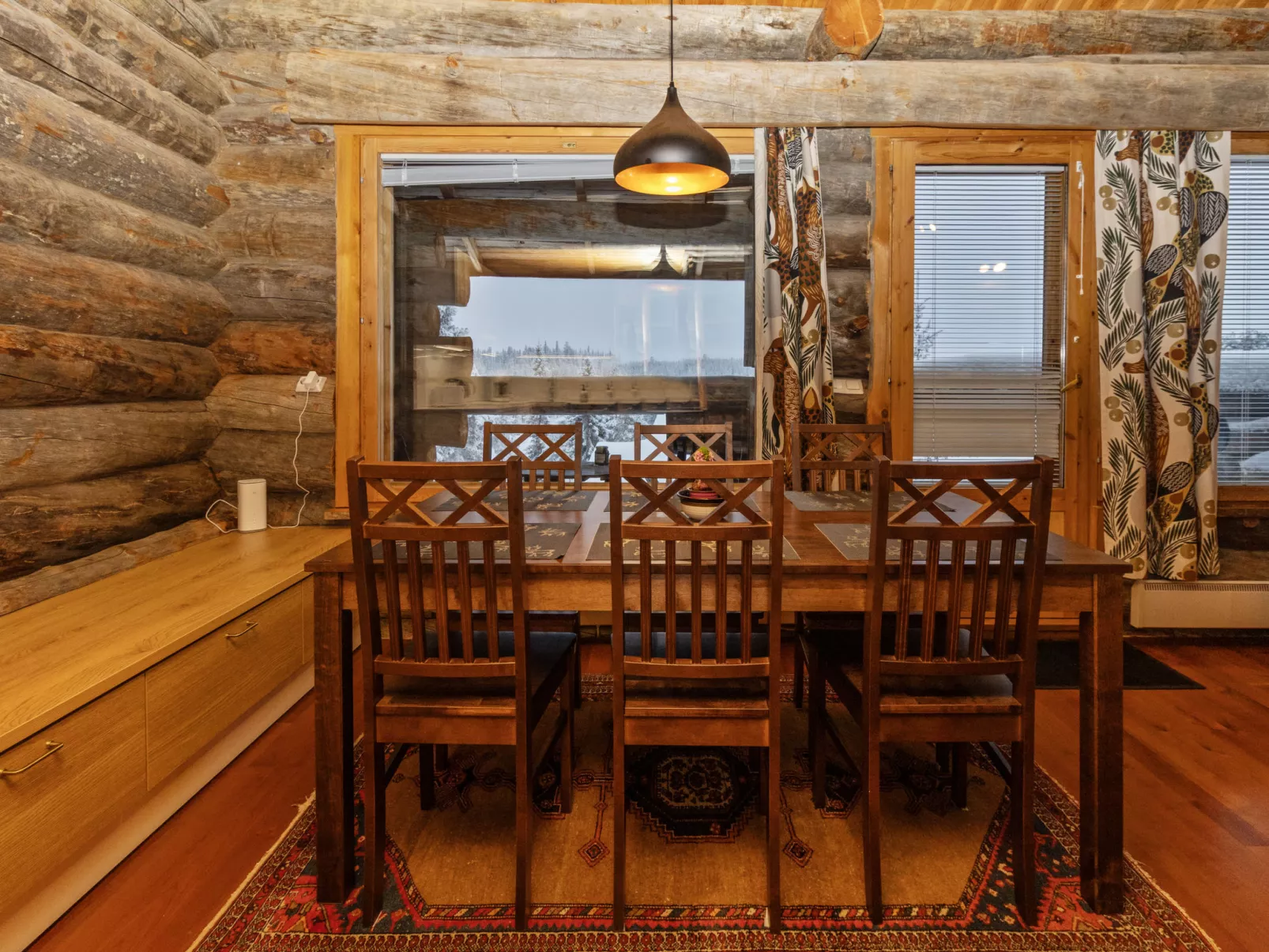 Sallanhelmi c1-Inside