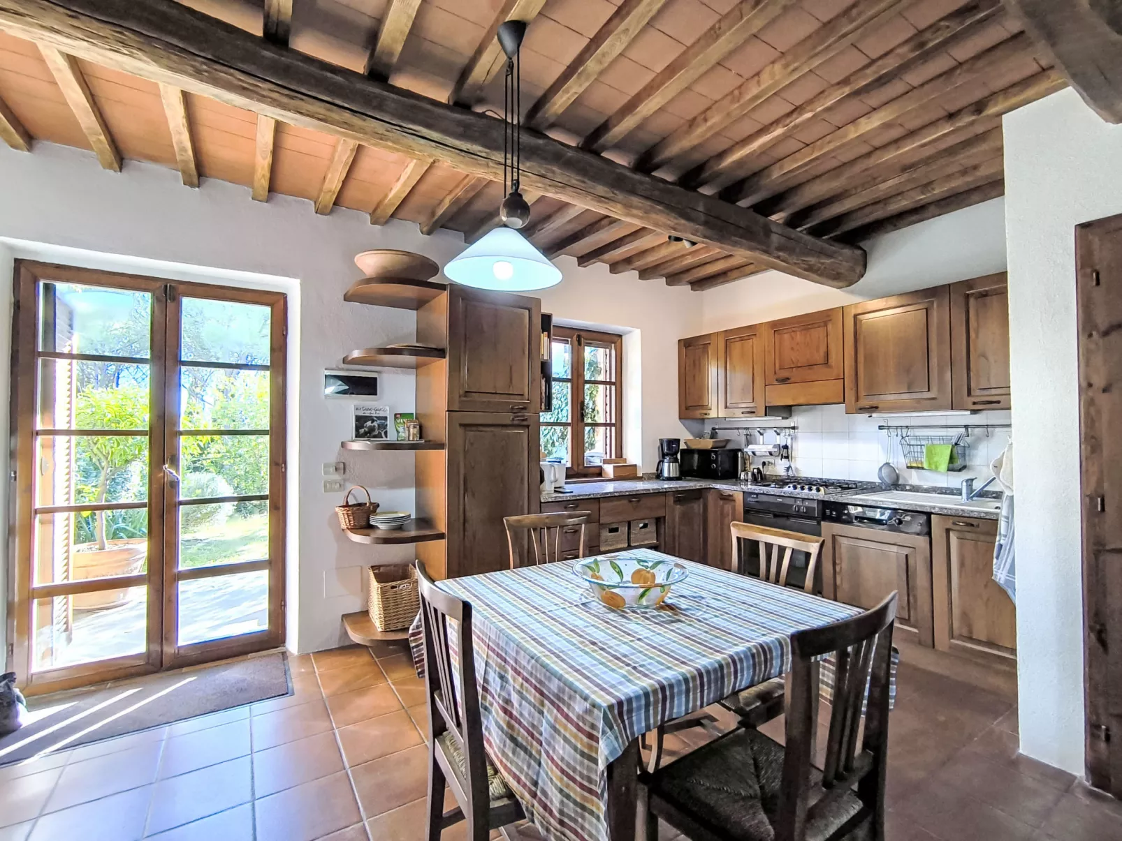 Steffi's House-Dedans