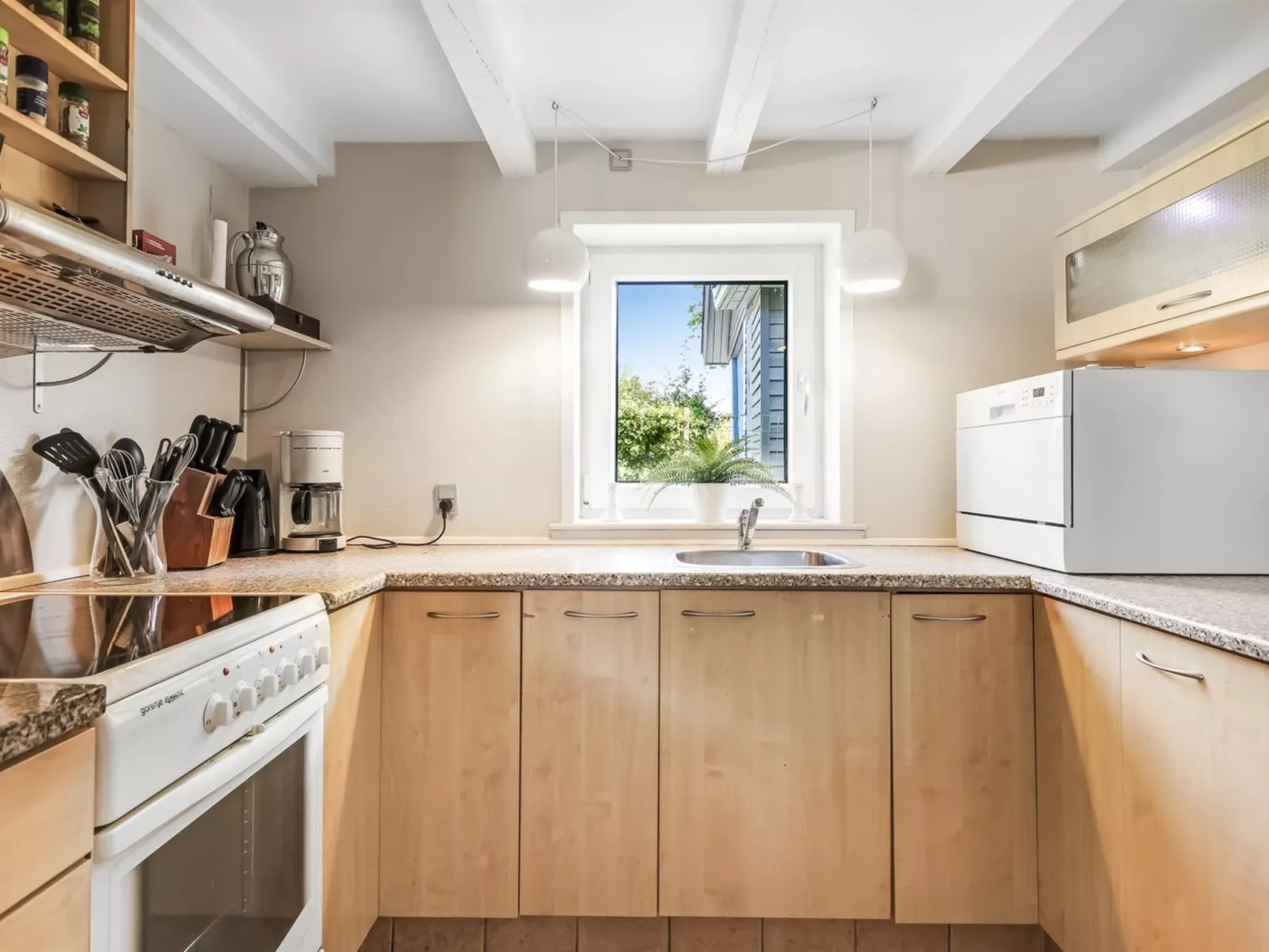 "Veronica" - 700m from the sea-Dedans