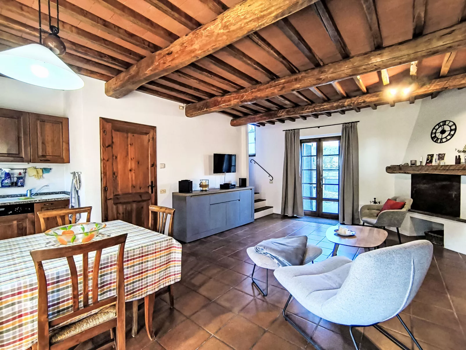 Steffi's House-Dedans