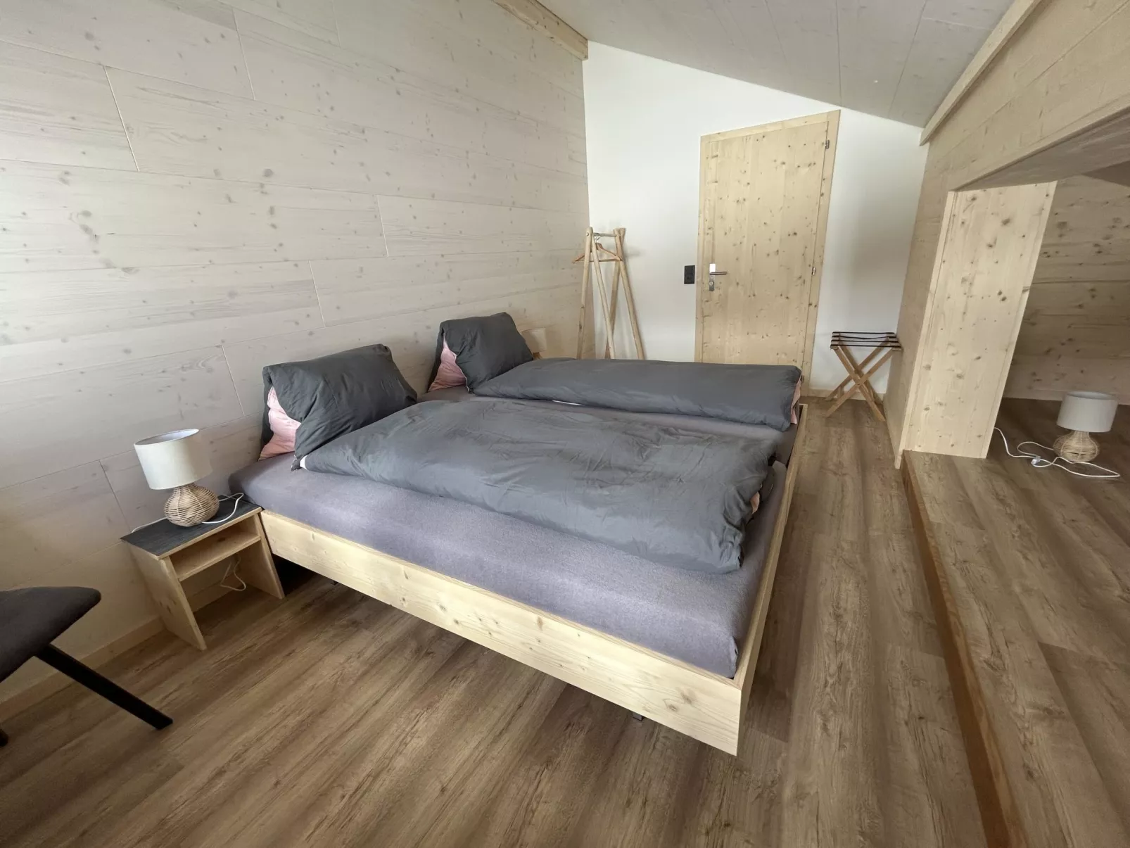 Alpenchalet Haldeli Dachwohnung-Inside