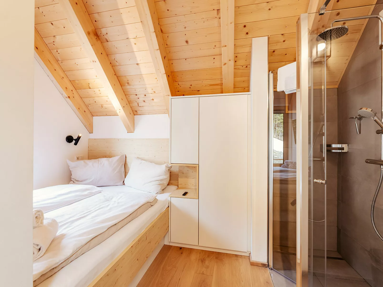 Chalet Nr. 1 mit 2 Schlafzimmern und Sauna-Dedans