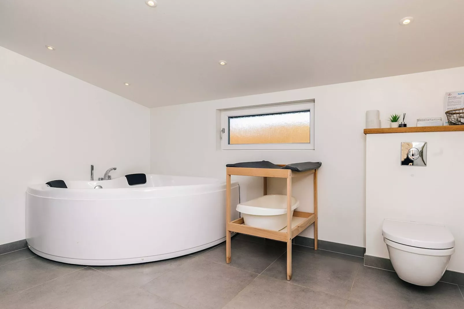 Luxurioses Refugium in Lokken -- By Traum Ferienwohnungen-Innenbereich