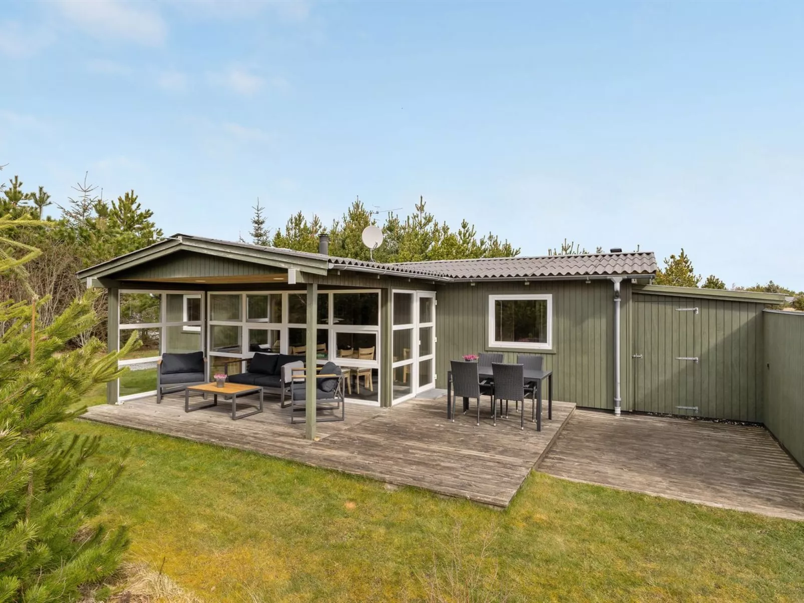 "Asmir" - 1.1km from the sea-Outside