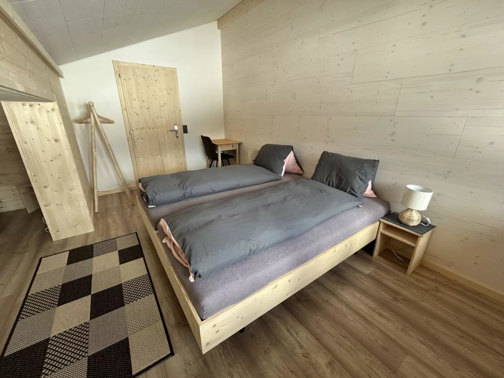 Alpenchalet Haldeli Dachwohnung-Inside