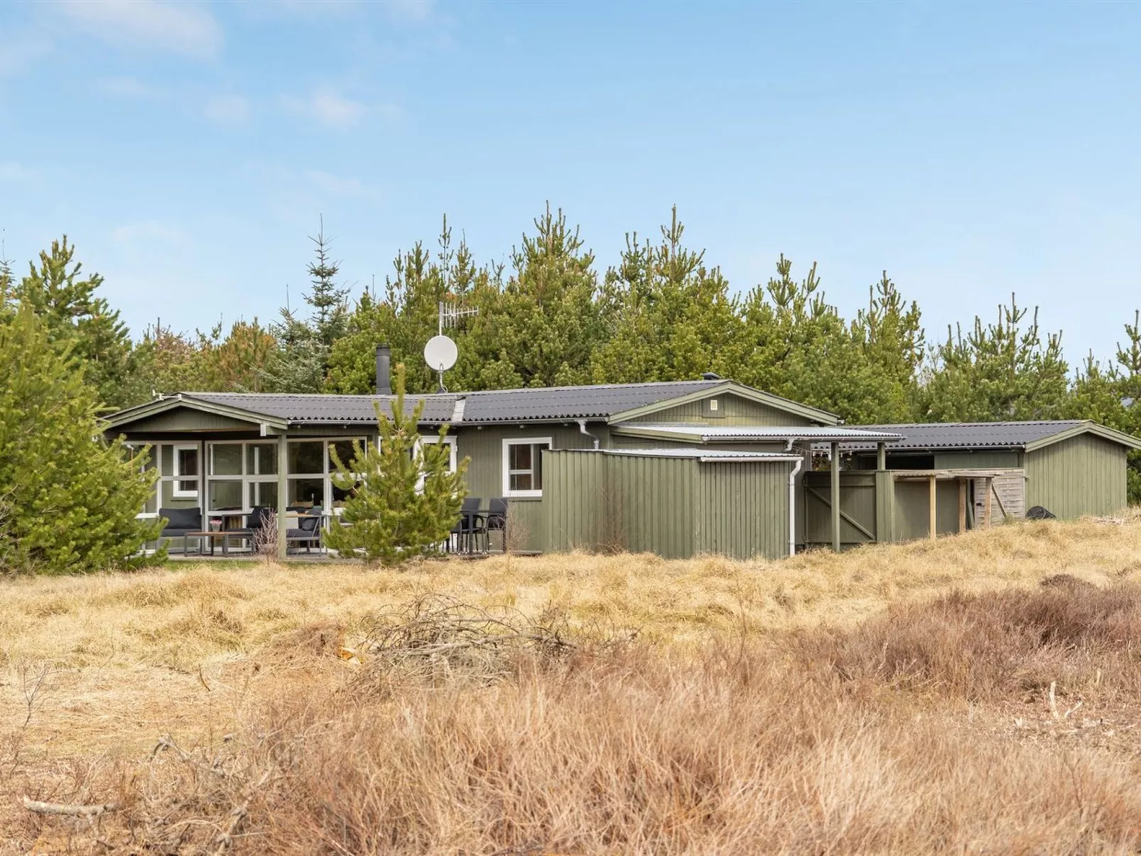 "Asmir" - 1.1km from the sea-Outside