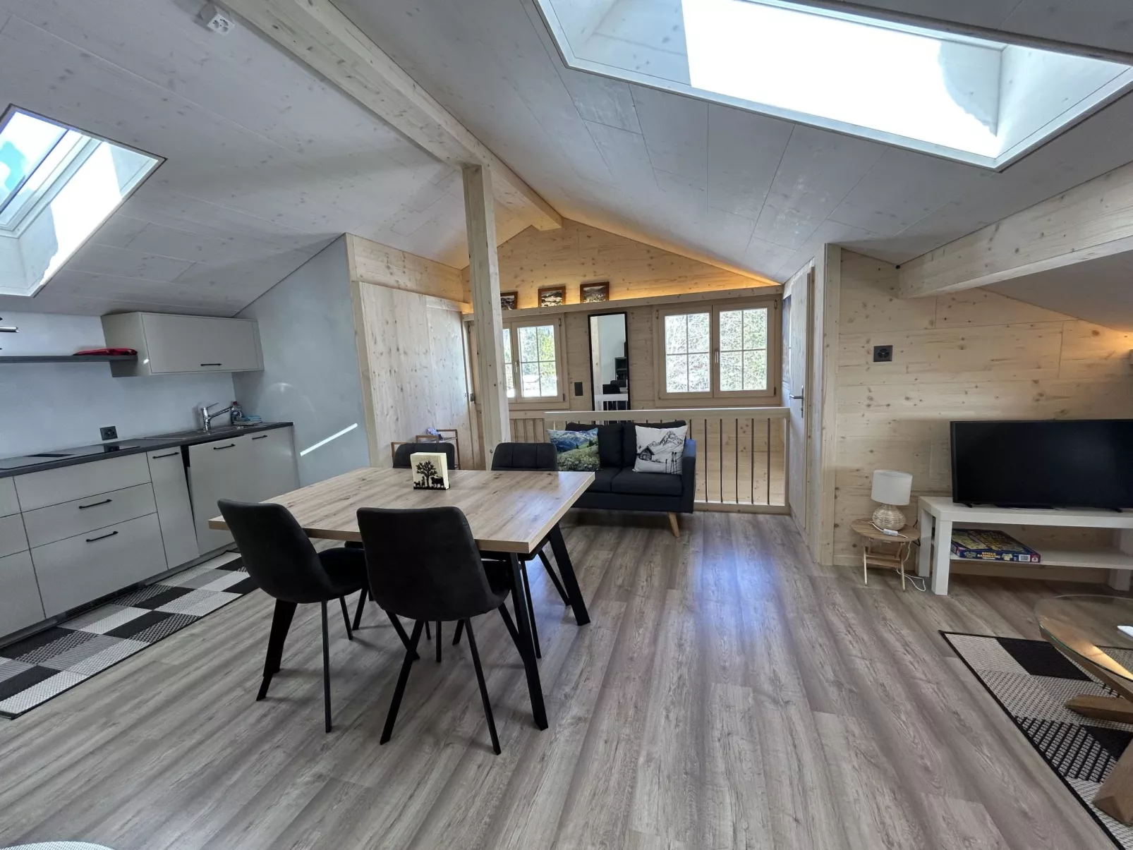 Alpenchalet Haldeli Dachwohnung-Inside