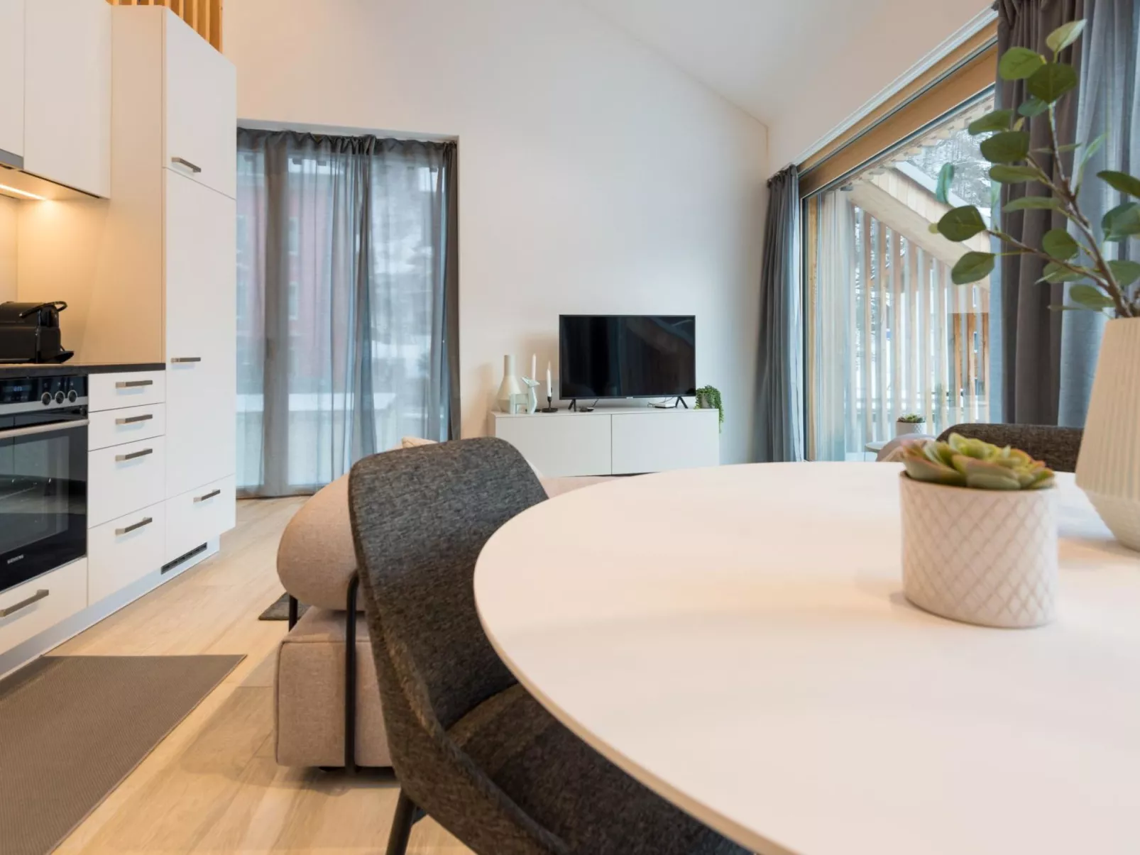 Montela Pavillon - Holiday Stay-Dedans