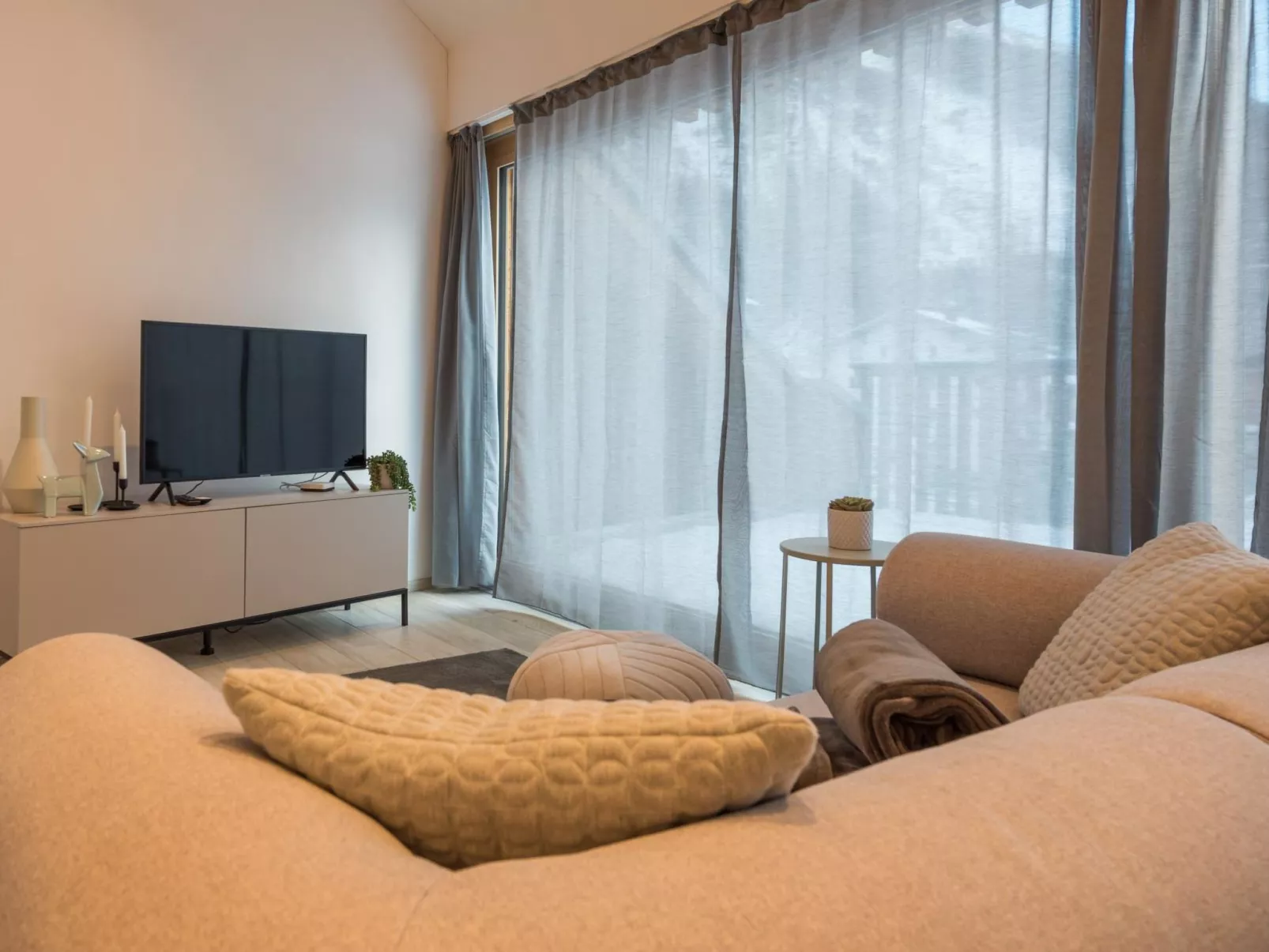 Montela Pavillon - Holiday Stay-Dedans