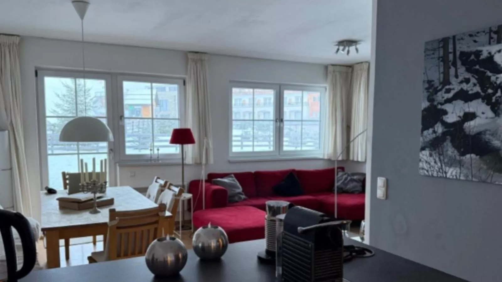 Silverjet-Living room