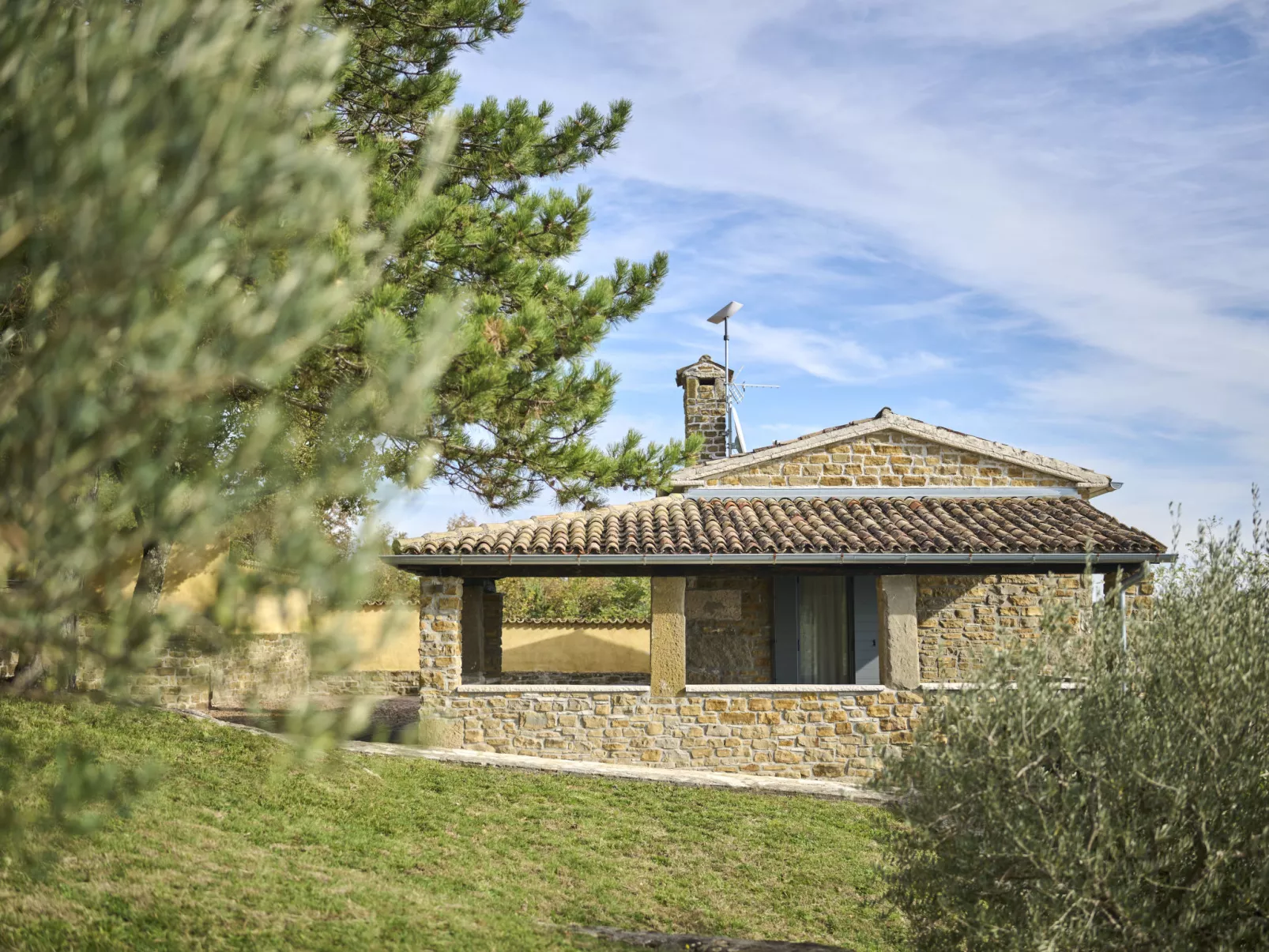 Stanzia Butori-Draußen