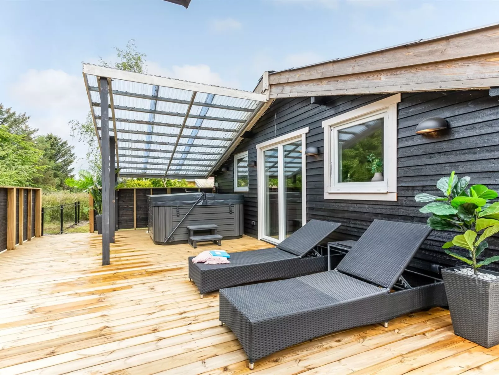 "Dorothea" -  from the sea-Dehors