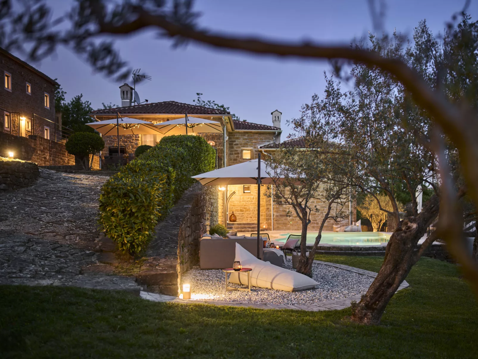 Stanzia Butori-Draußen