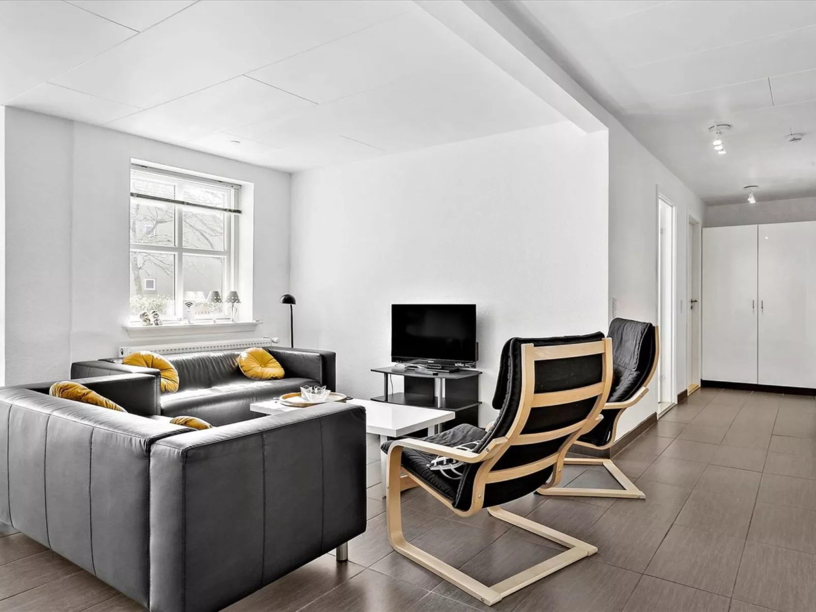 "Viljo" - 100m from the sea