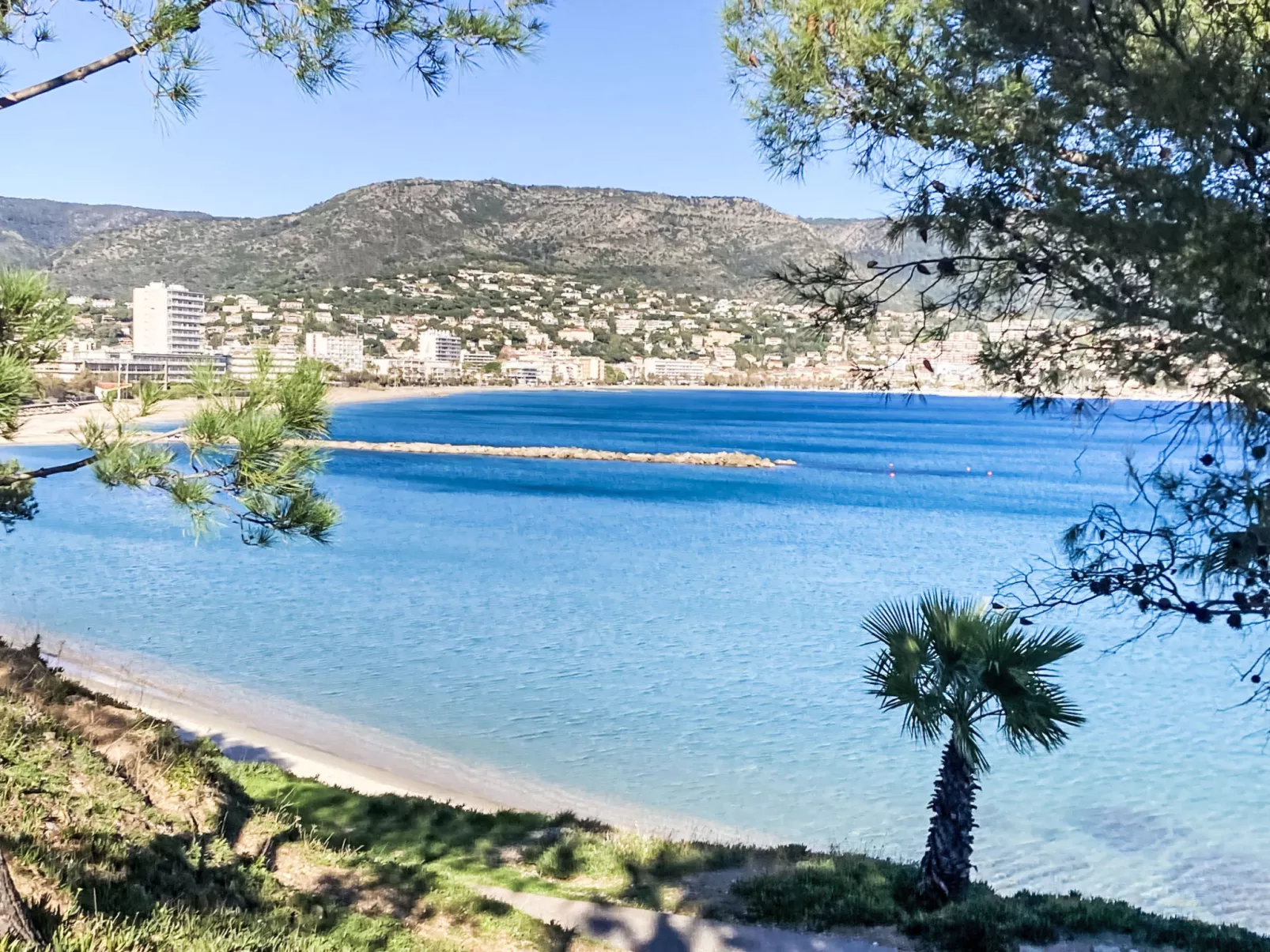Les Pins Parasols-Draußen