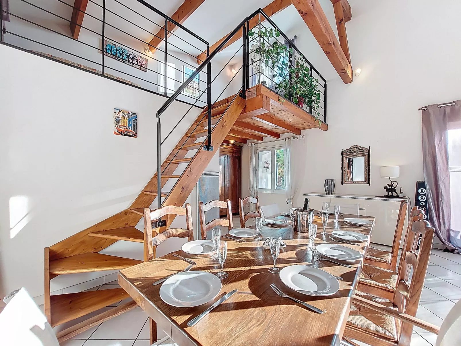 Les Roselières-Drinnen