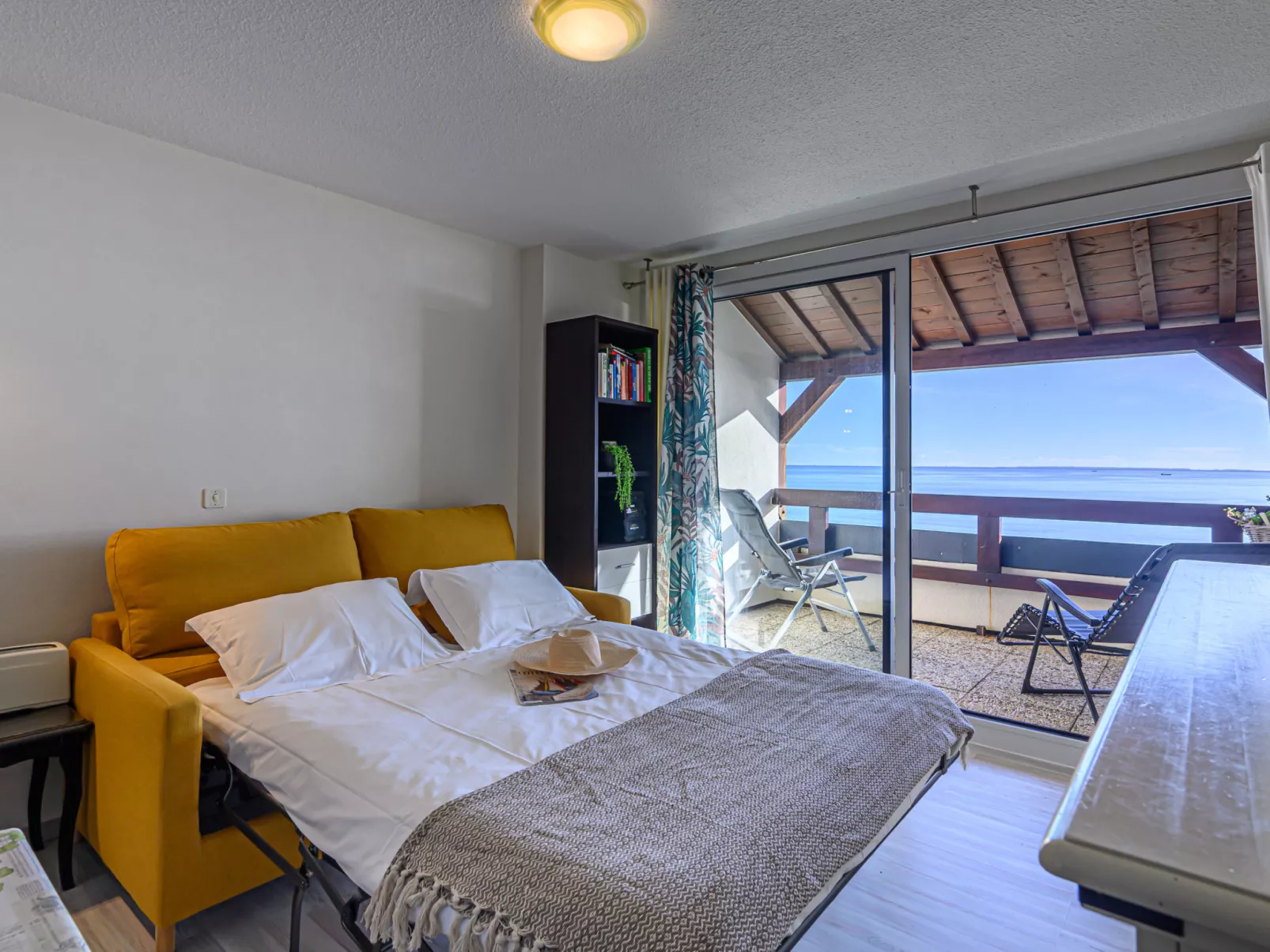 Le Britannia-Drinnen