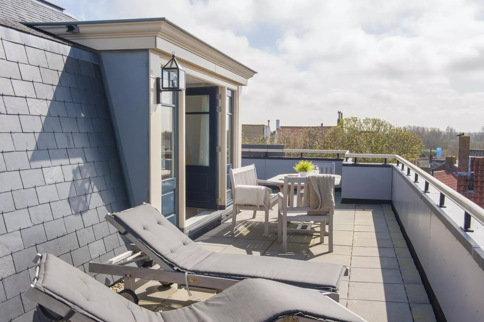 Résidence Wijngaerde 10-Terrace balcony