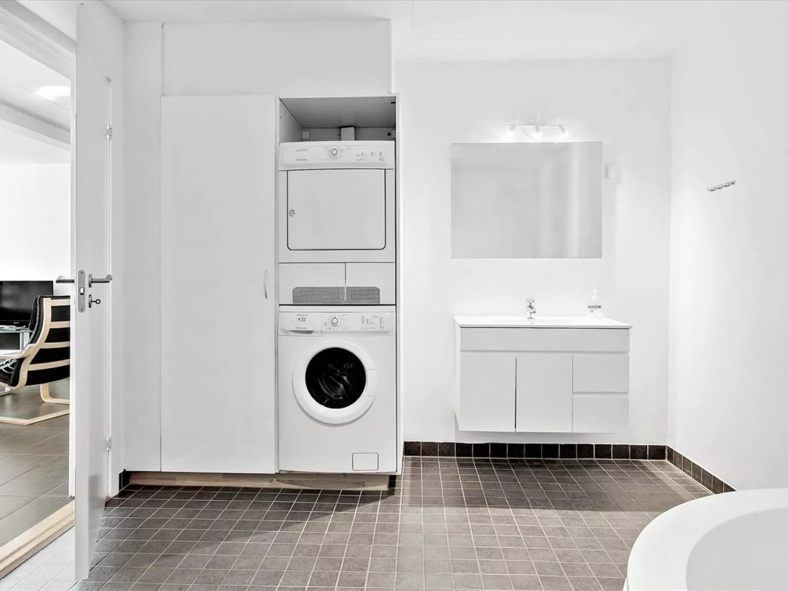 "Viljo" - 100m from the sea-Inside