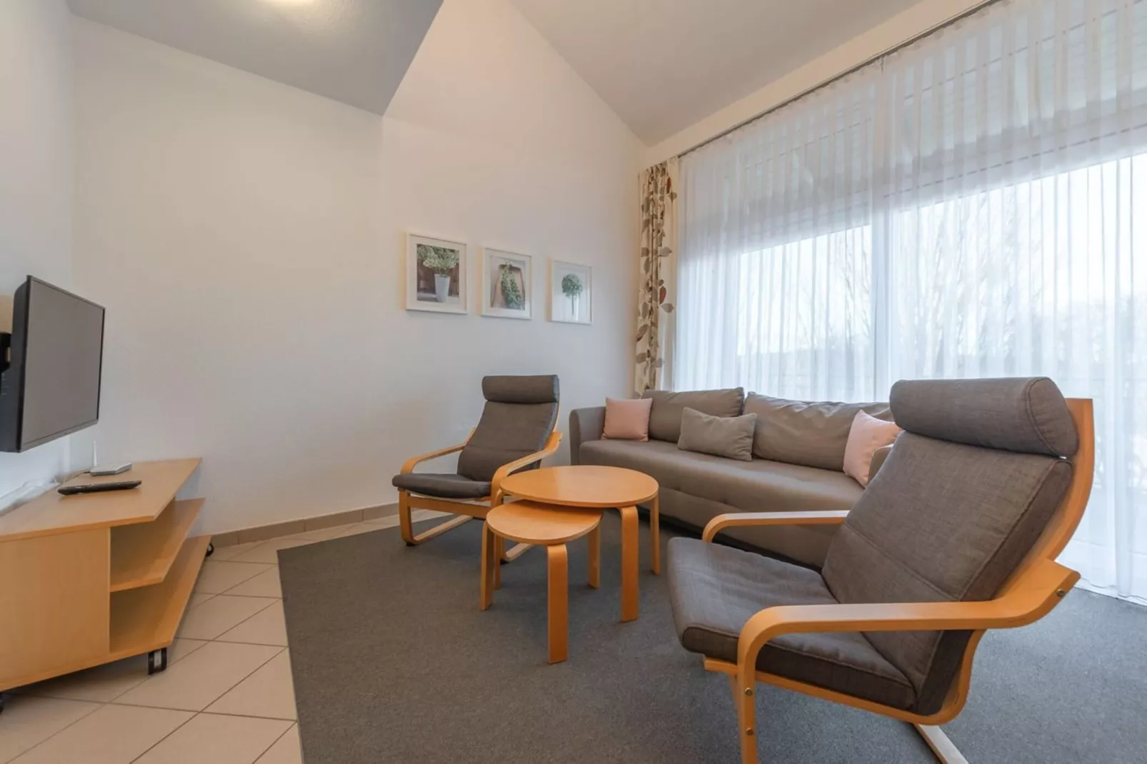 Schneeeule 220-Wohnzimmer