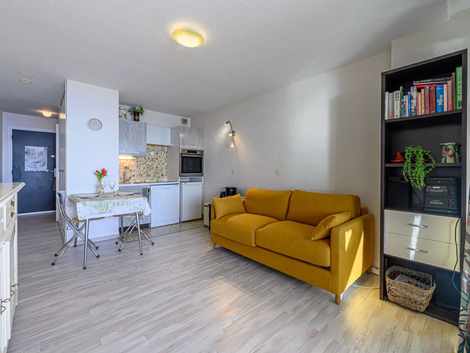 Le Britannia-Drinnen