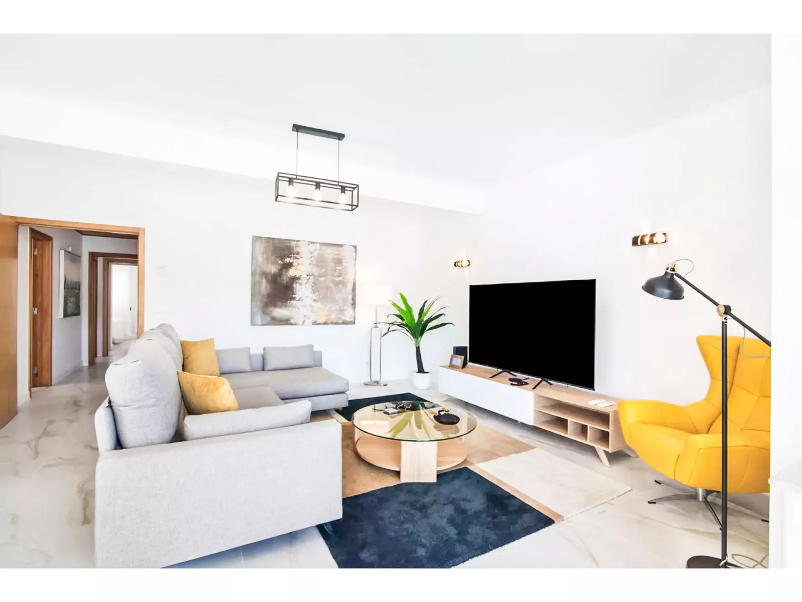 W Marina - Sunny Way-Inside