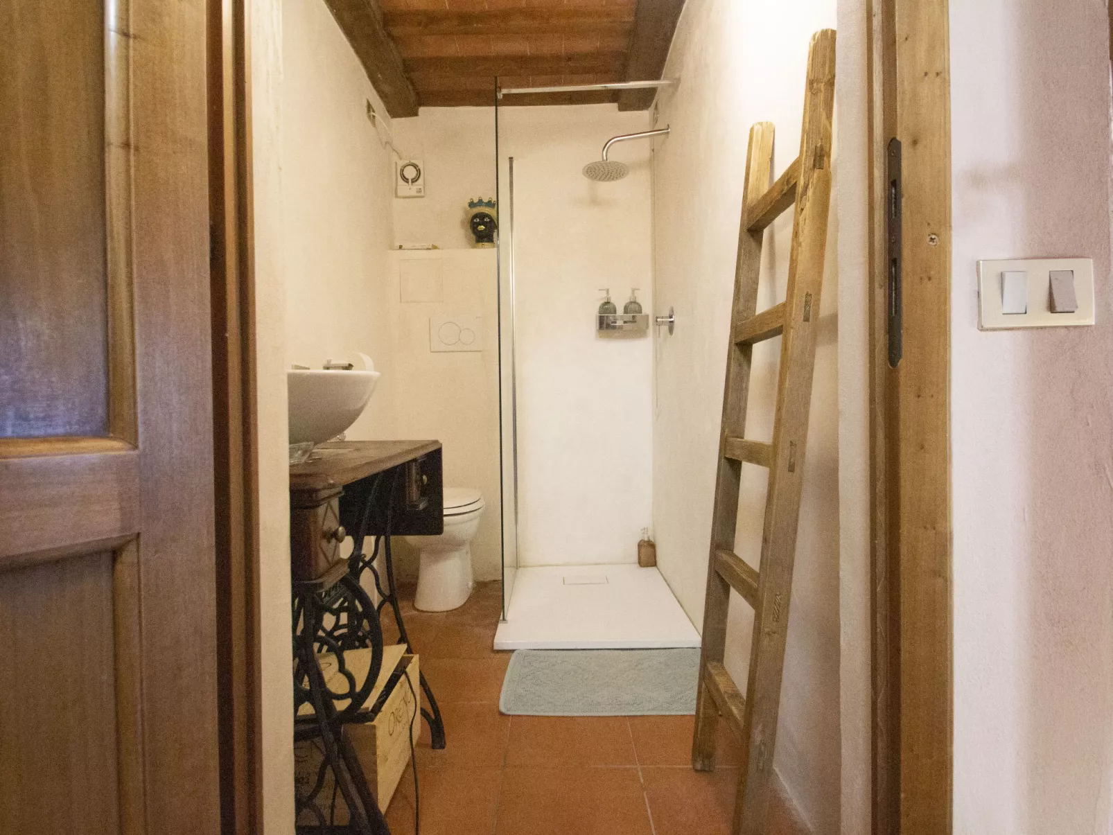 Il Frassino del Borgo di Ghiora-Inside