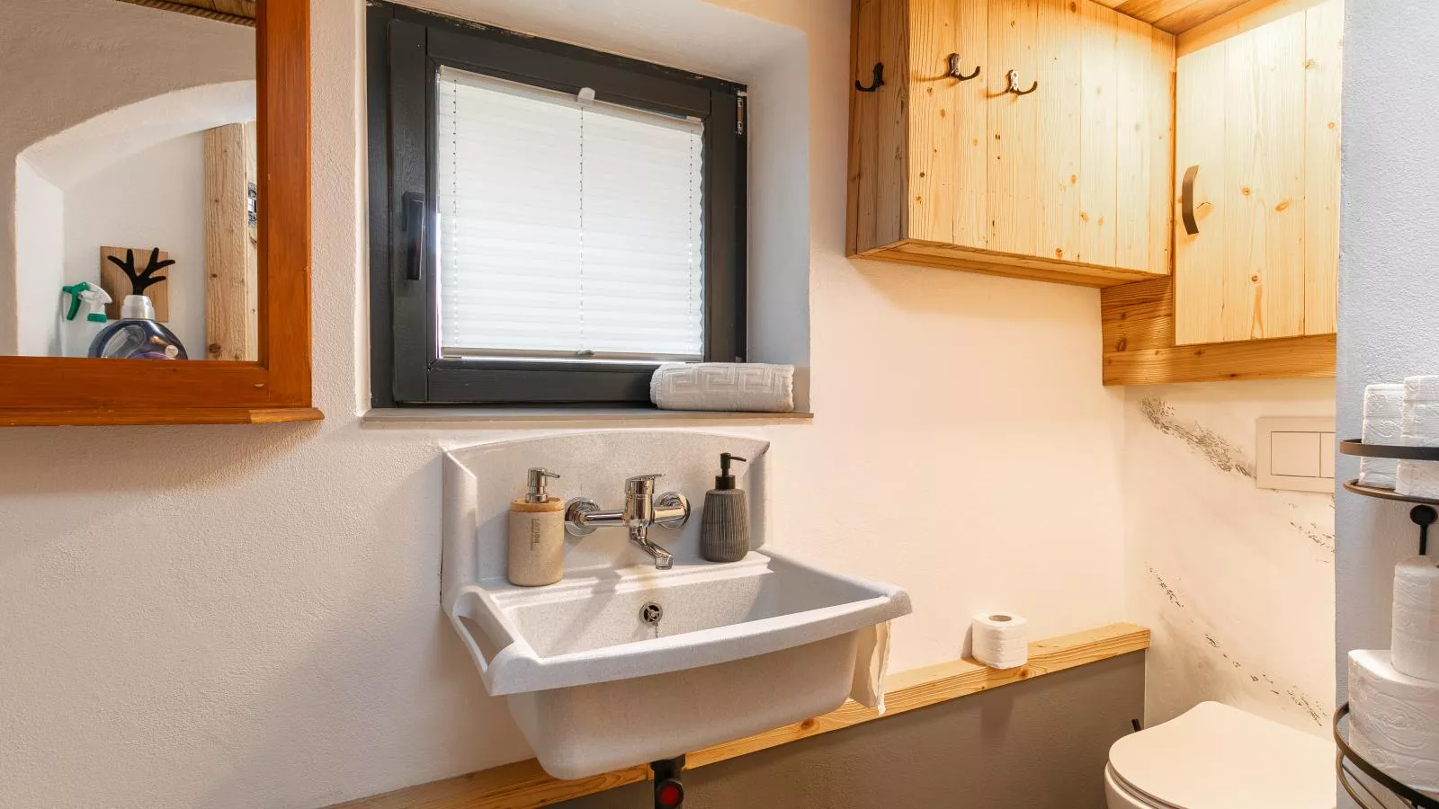 Almversteck Hollersbach-Bathroom